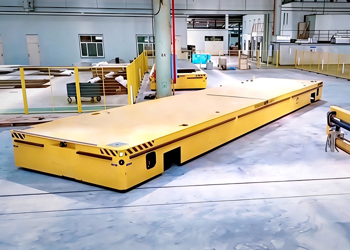 80吨无轨搬运车