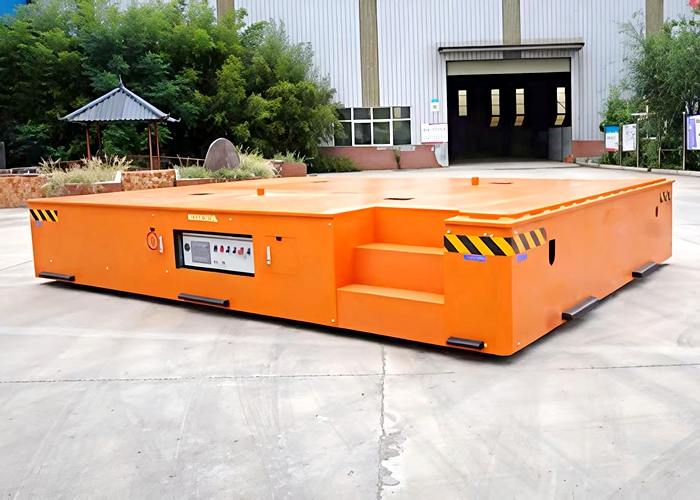 30吨无轨搬运车